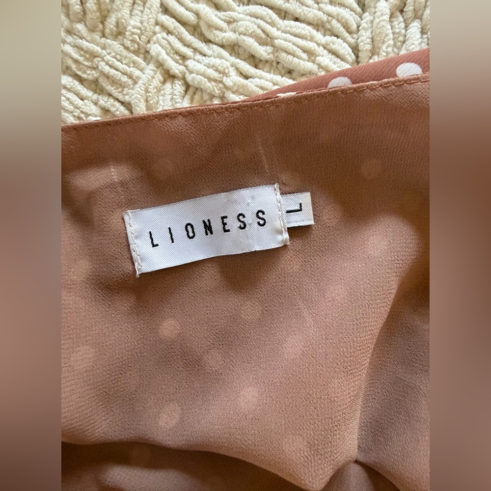 LIONESS Ruffle wrap Dress brown wht polka dot - Picture 11 of 12